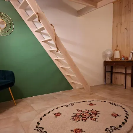 Dans La Circulade - * Le Pouget